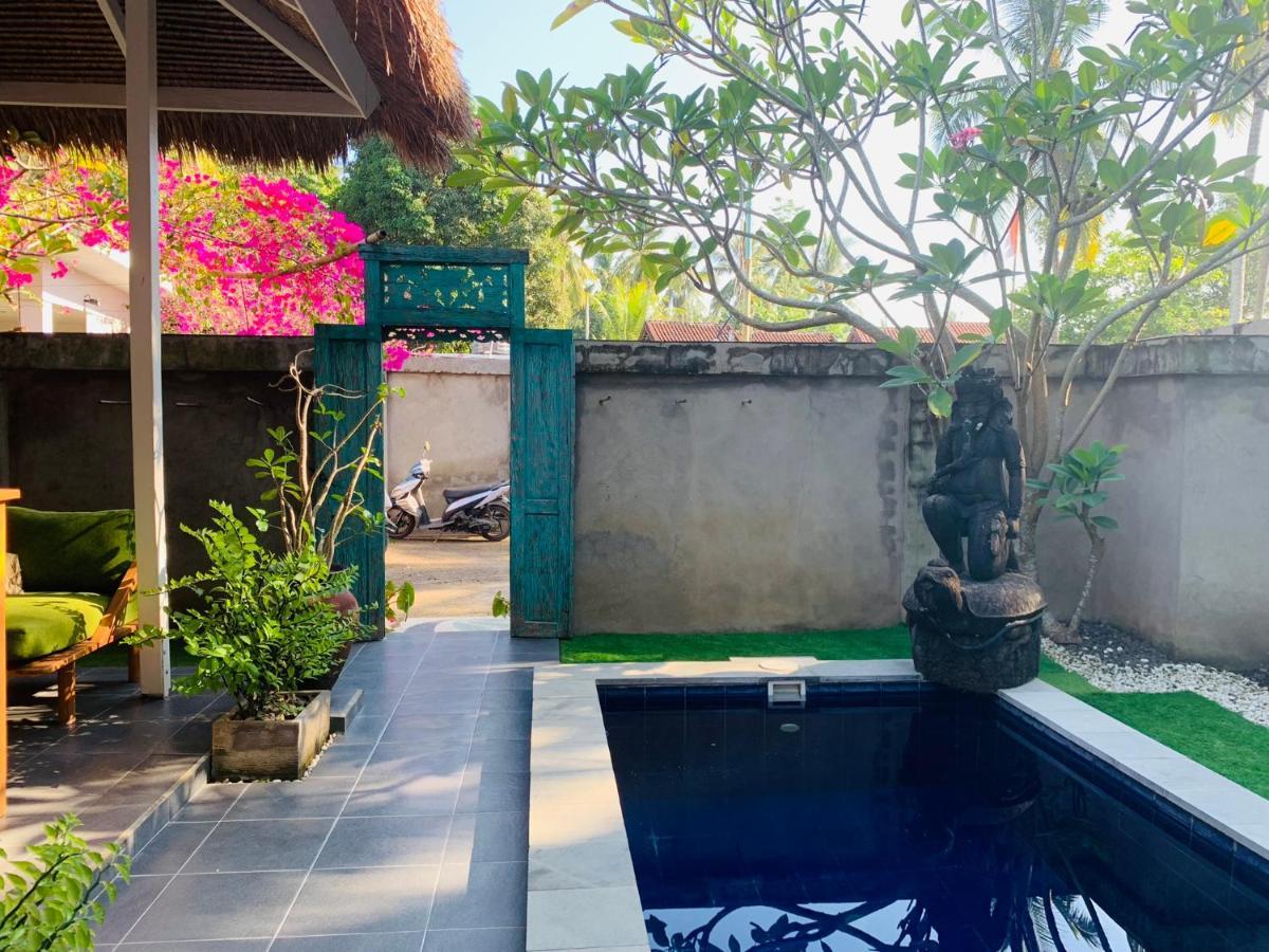 Mewali Villa'S Kuta  Exterior foto