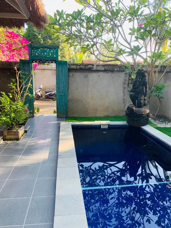 Mewali Villa'S Kuta  Exterior foto
