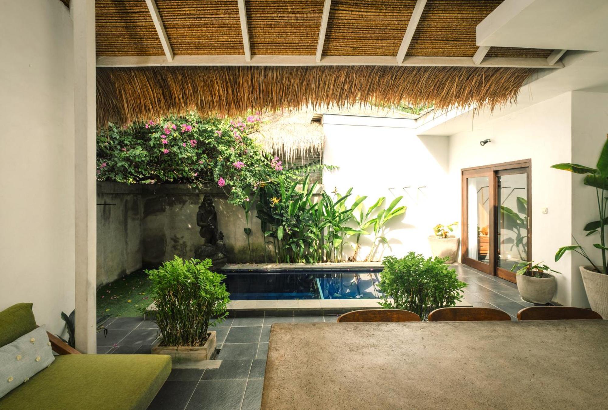 Mewali Villa'S Kuta  Exterior foto